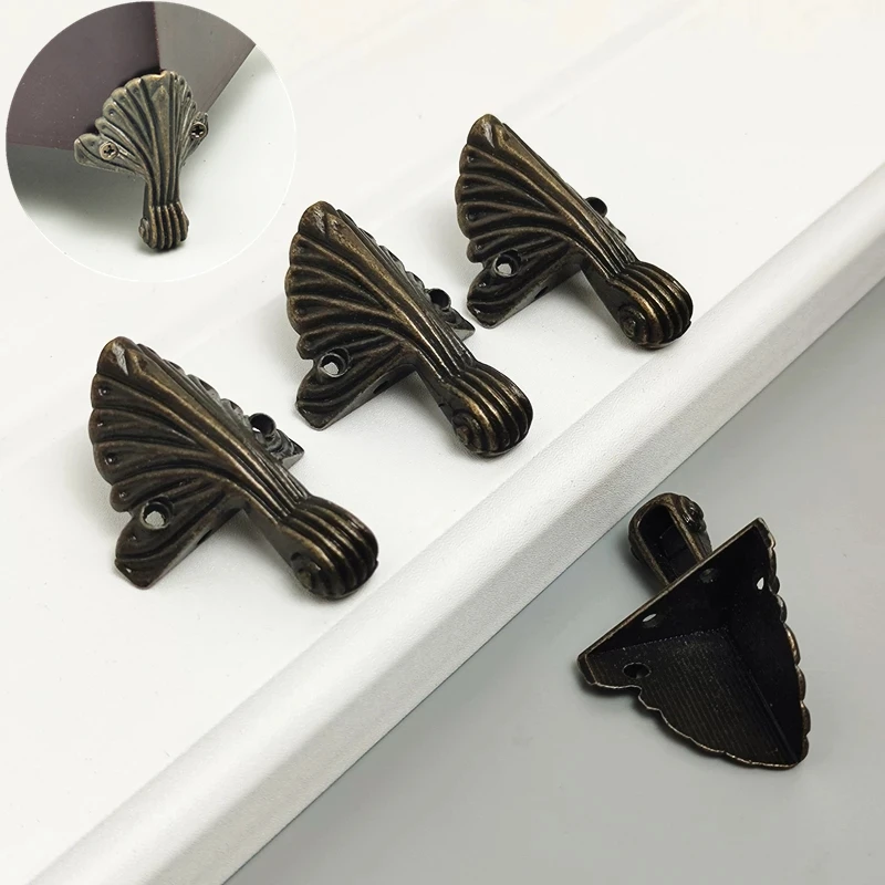 4Pcs Antique Corner Protector Bronze Golden Gift Wine Box Jewelry Wooden Case Decorative Feet Leg Metal Corner Bracket Hardware