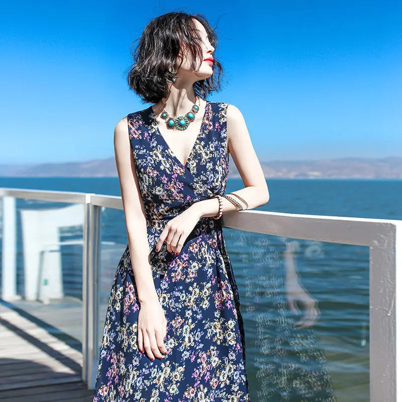 

2021 summer new women's dress floral slim Print Long Dress Bohemian seaside resort beach dress