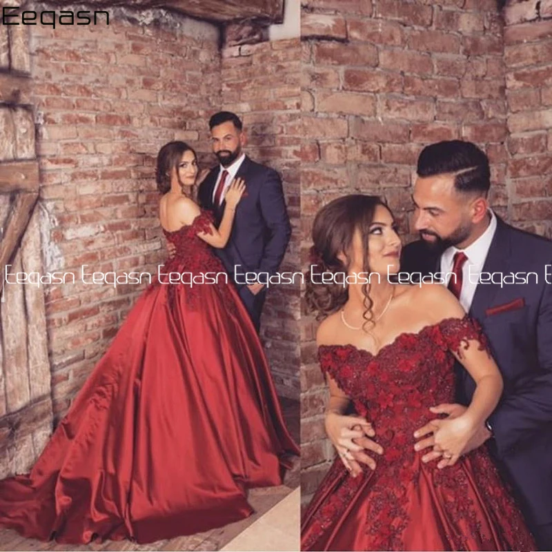 

Eeqasn Luxury Ball Gown Quinceanera Dresses Burgundy Off Shoulder Lace Appliques 2020 Puffy Plus Size Arabic Prom Gown