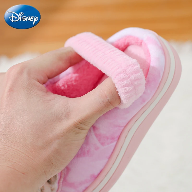 Disney/Новинка года; хлопковые тапочки; теплая Домашняя обувь с героями мультфильмов; Нескользящие тапочки с Минни для мальчиков и девочек; плюшевая обувь с Микки; сезон осень-зима
