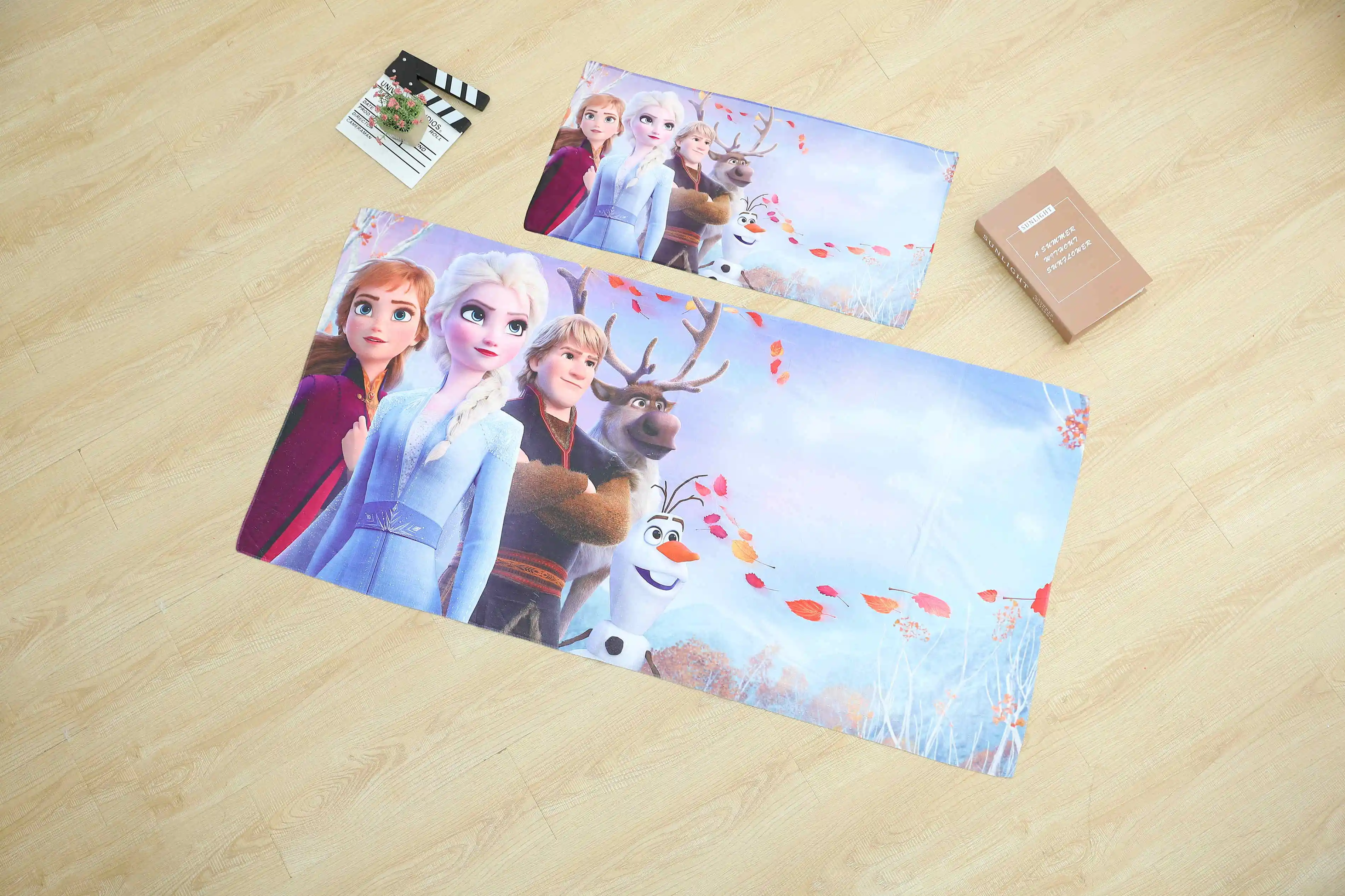 Disney Новая модель: 2 Детское банное полотенце с Эльзой и Анной купальный костюм для малышей стильная футболка с изображением персонажей видеоигр халат пляжное полотенце из хлопка