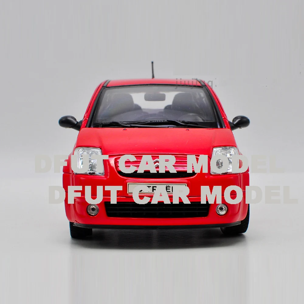 1:18 игрушка из сплава C2 модель автомобиля Детские игрушечные машинки авторизованный игрушки для детей