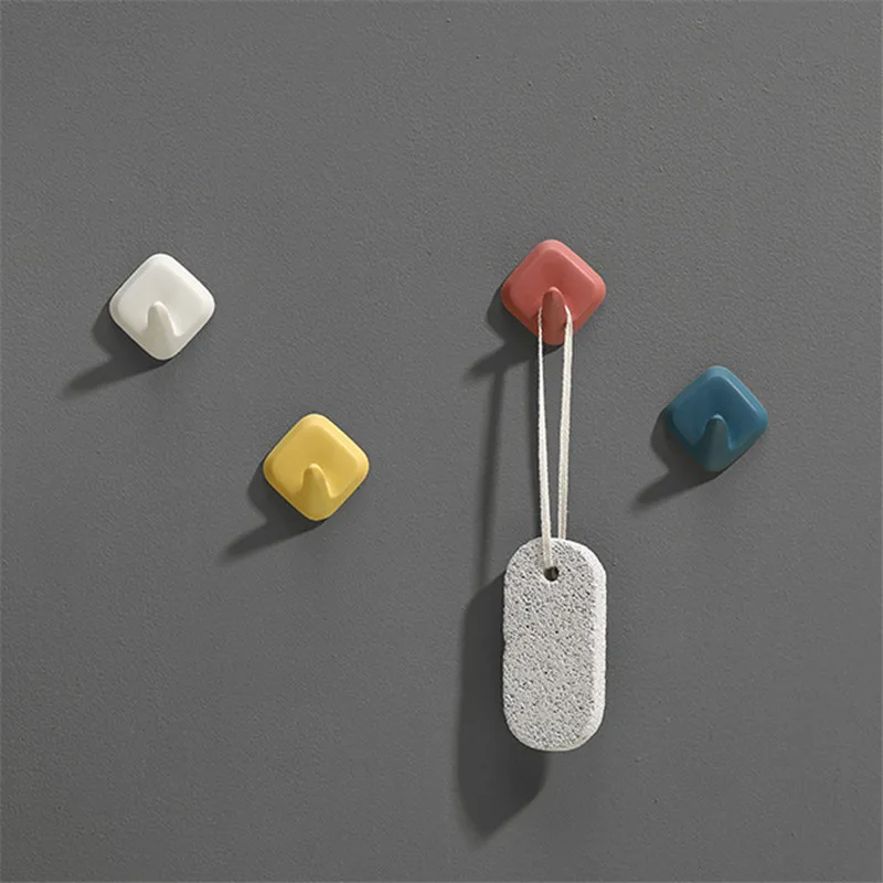 

4pcs Strong Nailless Traceless Door Hanging Sticky Adhesive Hook Not Adhesive Hook Creative Northern Europe Clothes Hook