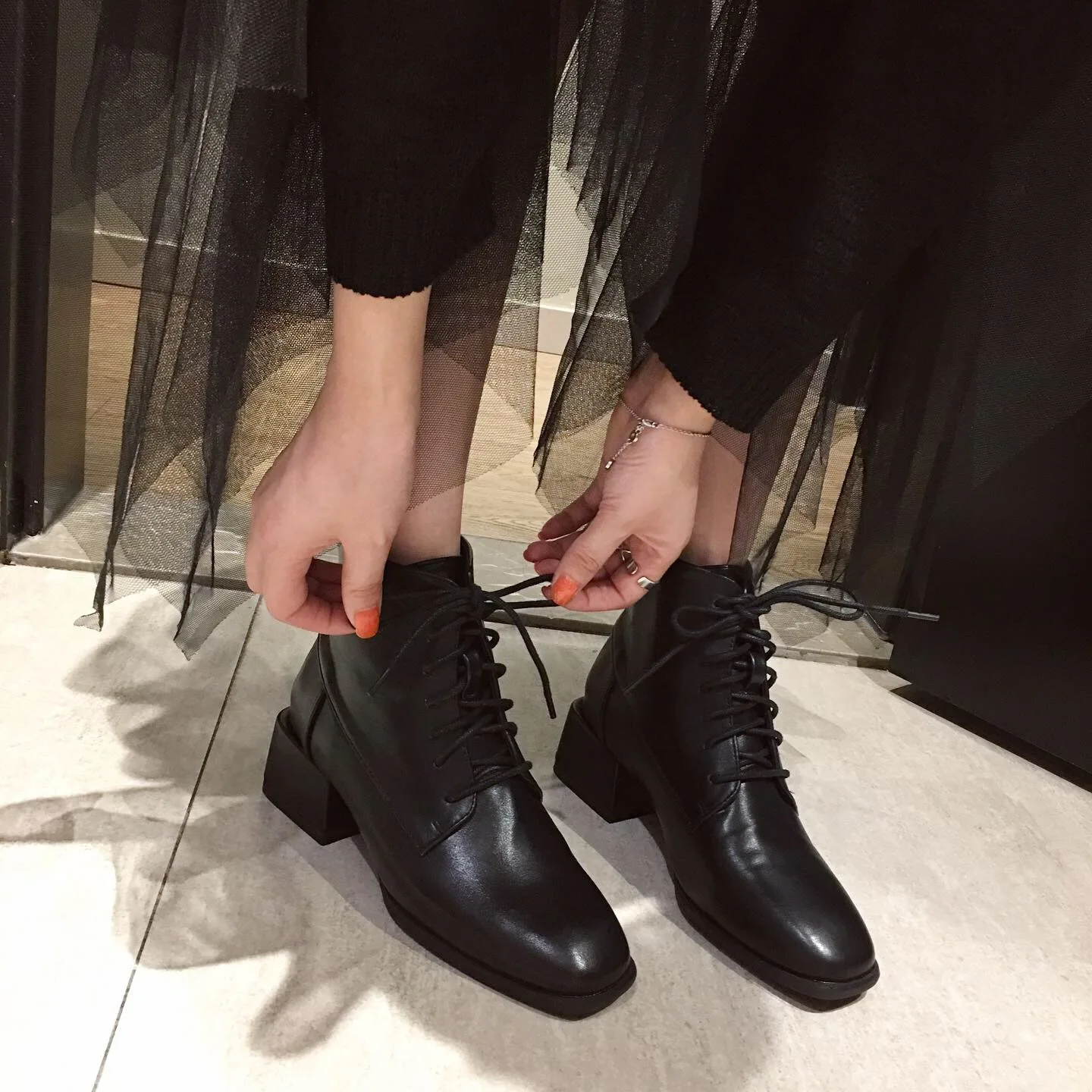 

Cd315 Retro Simple Square Head Short Boots Bandage Cloth Chunky-Heel Soft Leather Versatile Women's Boots 2019 Autumn And Winter