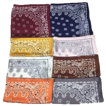 

2020 NEW 70*70cm Fashion Women scarf Feeling Silk Scarf Shawl Scarf Square Heart Star Printed Head Scarves Wraps