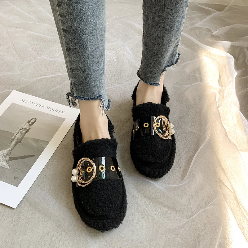 Женская зимняя обувь на плоской подошве корейские Замшевые женские повседневные кроссовки с плюшевой подкладкой зимняя теплая женская обувь на резиновой нескользящей подошве