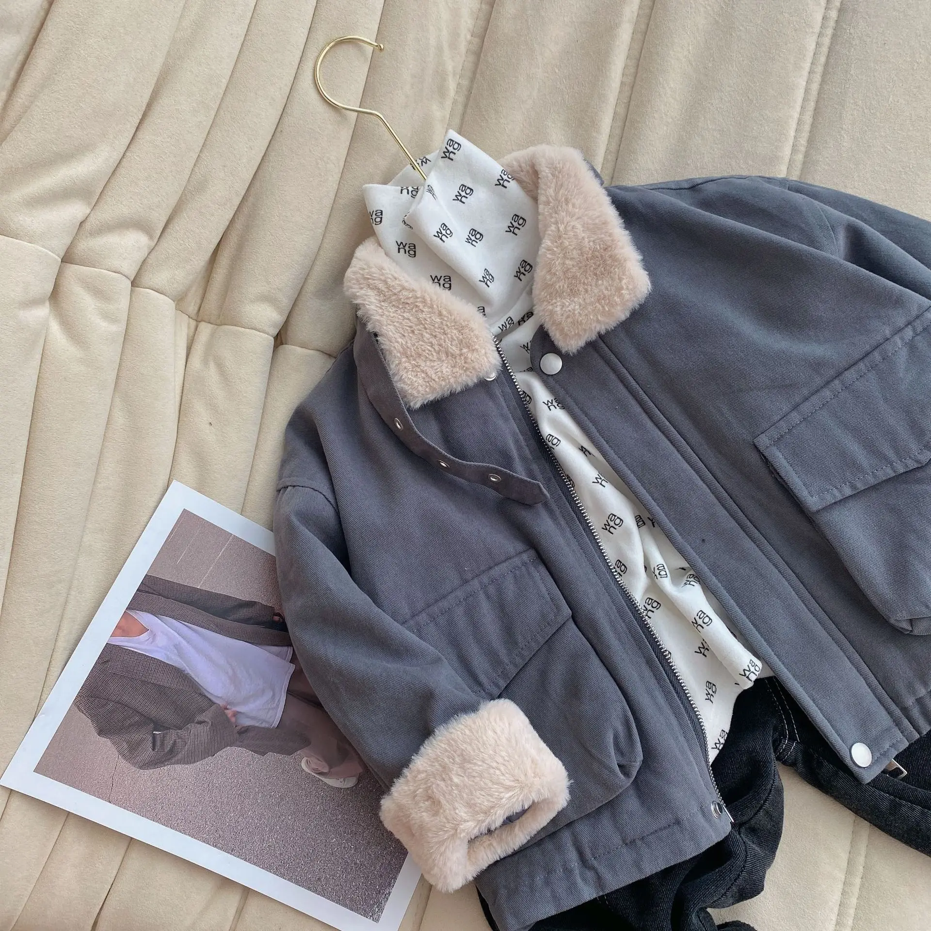 Ű�� ��Ʈ ��Ʈ ������ �׸� �ָ��� �ٿ� ��Ŷ �÷� Ƽ�� ���̺� ��Ŀ �� �ܿ� �ƿ����� �Ƶ��� ���� ���� �극��Ŀ ���� �Ƿ�