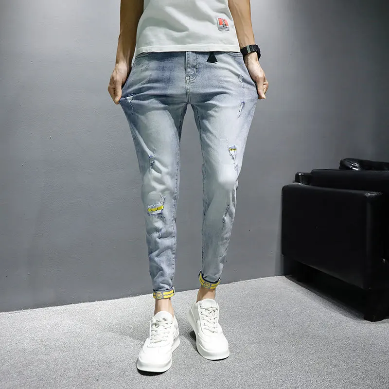 

2022 Denim Jeans Men's Autumn Thin Korean Men's Teenagers Small Feet Casual Ripped Holeankle Length Pants