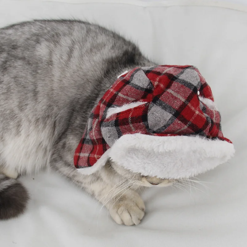 Рождество День собака кошка вечерние милые праздничные Pet cap Рождество красный полосатый бархат Pet теплый плед Lei Feng cap комфорт
