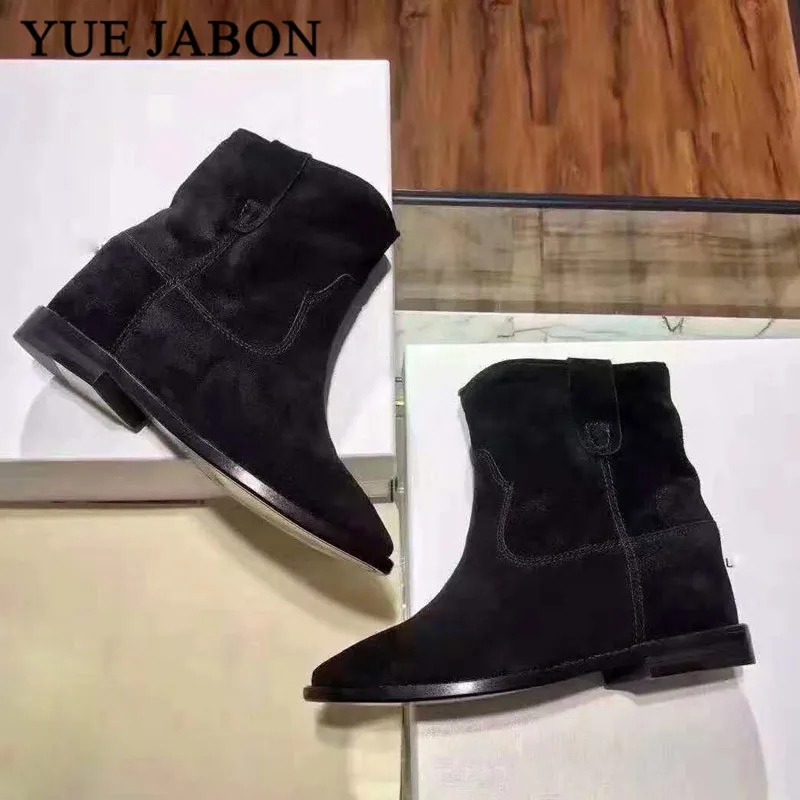 Черные женские замшевые ботильоны короткие ботинки с острым носком на плоской подошве и танкетке ботинки высокого качества женская зимняя ... Черные женские замшевые ботильоны короткие ботинки с острым носком на плоской подошве и танкетке ботинки высокого качества женская зимняя ...