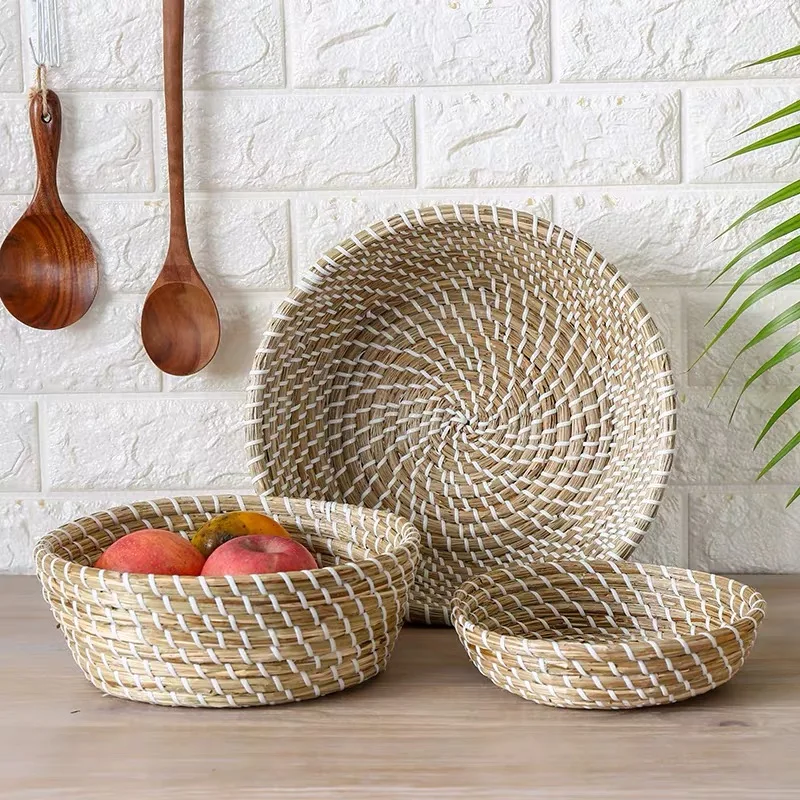 Fruit storage basket straw woven Nordic simple handmade circular vegetable food storage basket kitchen household items