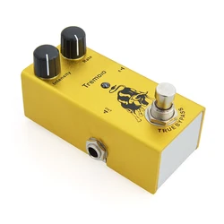 Vintage-Style Electric Guitar Pedal with Versatile Effects (Tremolo)