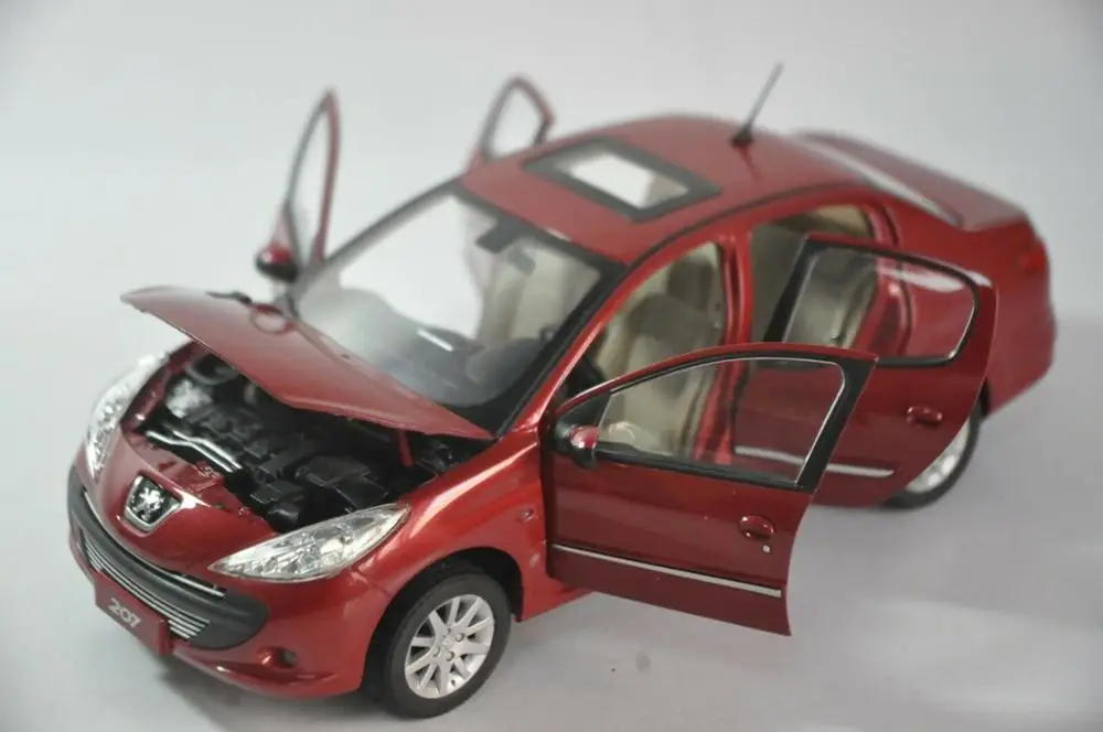 1:18 литая под давлением модель для peugeot 207 красный Седан сплав игрушечный автомобиль миниатюрная коллекция подарки горячая Распродажа Altis