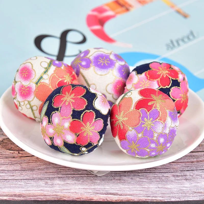 1PC DIY Craft Needle Pin Cushion Holder Sewing Kit Pincushions Home Supplies Cute Ball Shaped