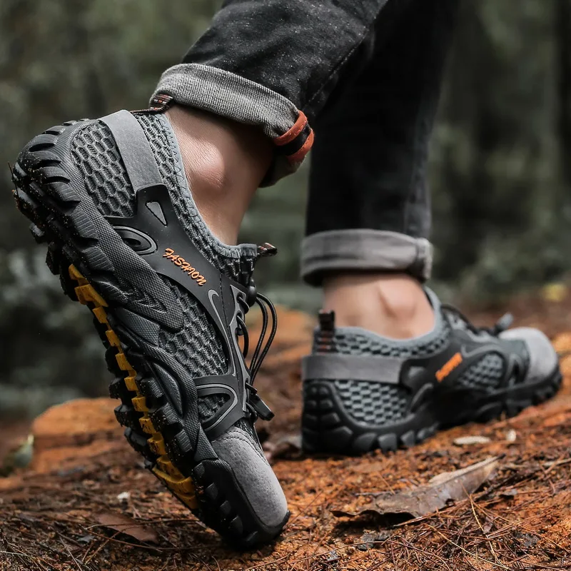 Men's Sandals non-slip breathable wading creek shoes casual summer hiking mesh outdoor shoes large size 38-50 size summer sandals mens shoes