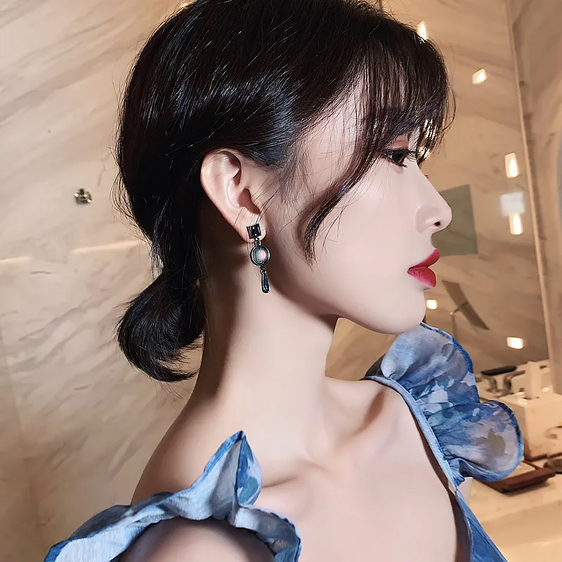 11968128915_1148175754