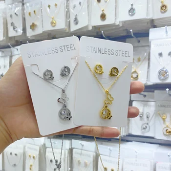 

Vintage Metallic Gold Chain Butterfly Pendant Necklace Butterfly Pendant Women Ladies Necklace Jewelry for Valentine's Day Gifts