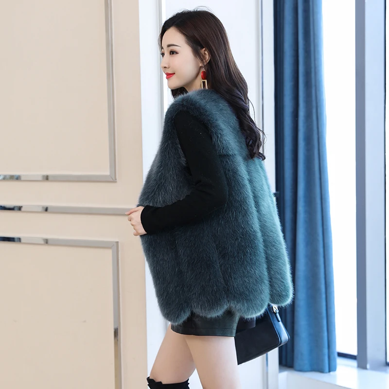 

2019 new real natural fur one fox vest ladies long section slim slimming fox vest