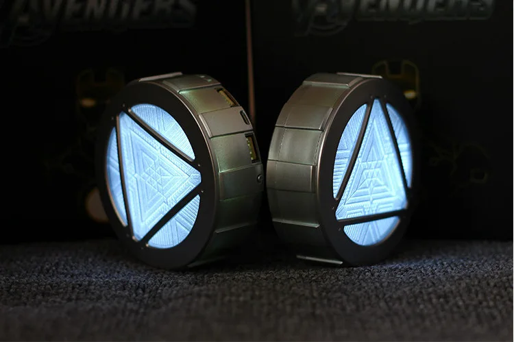 Крутой Железный человек ядерный реактор power bank 12000mah Мстители power bank зарядное устройство для iphone xs max 8plus samsung s10 NOTE10