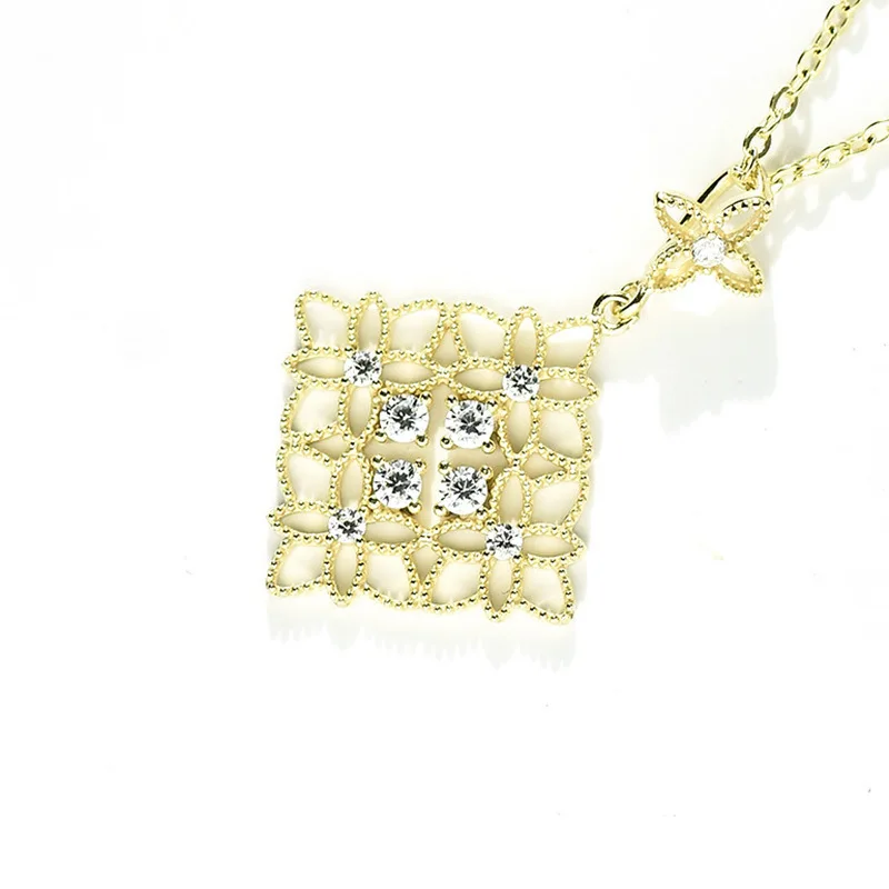 

Fashion Simple Sweater Clavicle Necklace Girl'S Square Diamond Pendant Cool Trend New Style Necklace Accessories