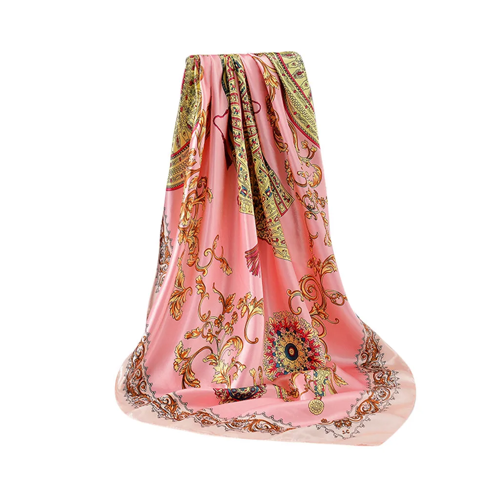 Женский шарф с принтом в горошек 90x90 см |