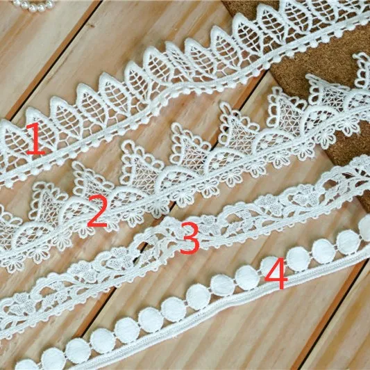 3 cm Wide/ 1 yard Floral Flower Pearl Venice Guipure Lace Trim Off  White 