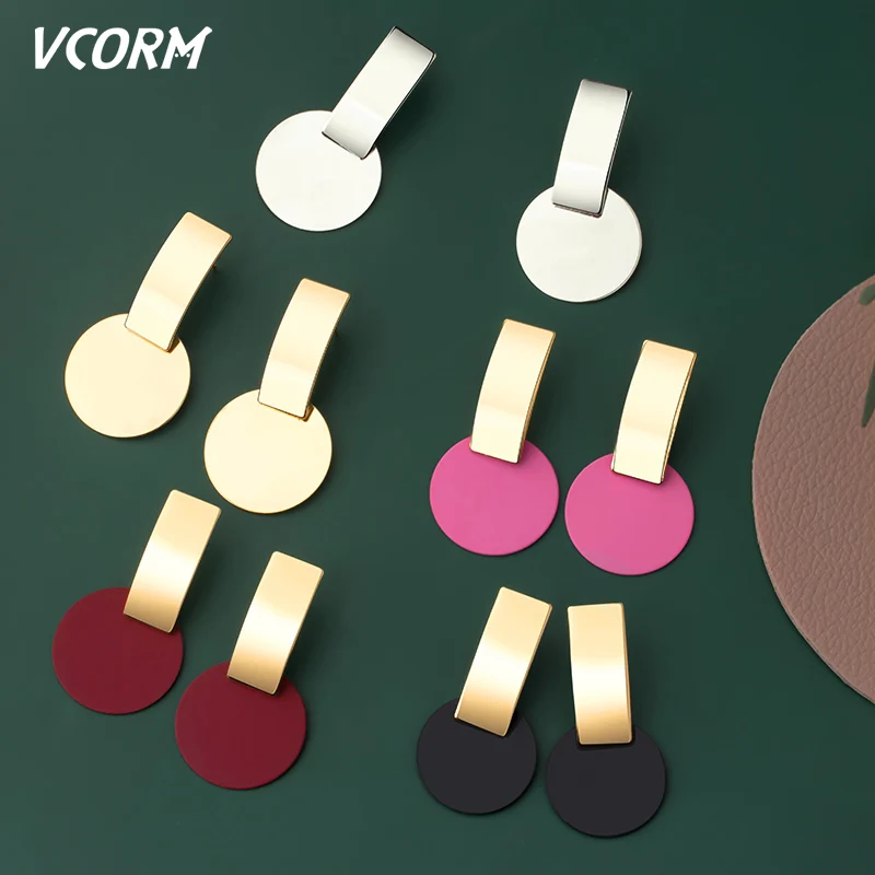 VCORM Зима Новые корейские Золотые Большие Висячие женские серьги Модные металлические длинные необычные серьги вечерние аксессуары ювелирные изделия