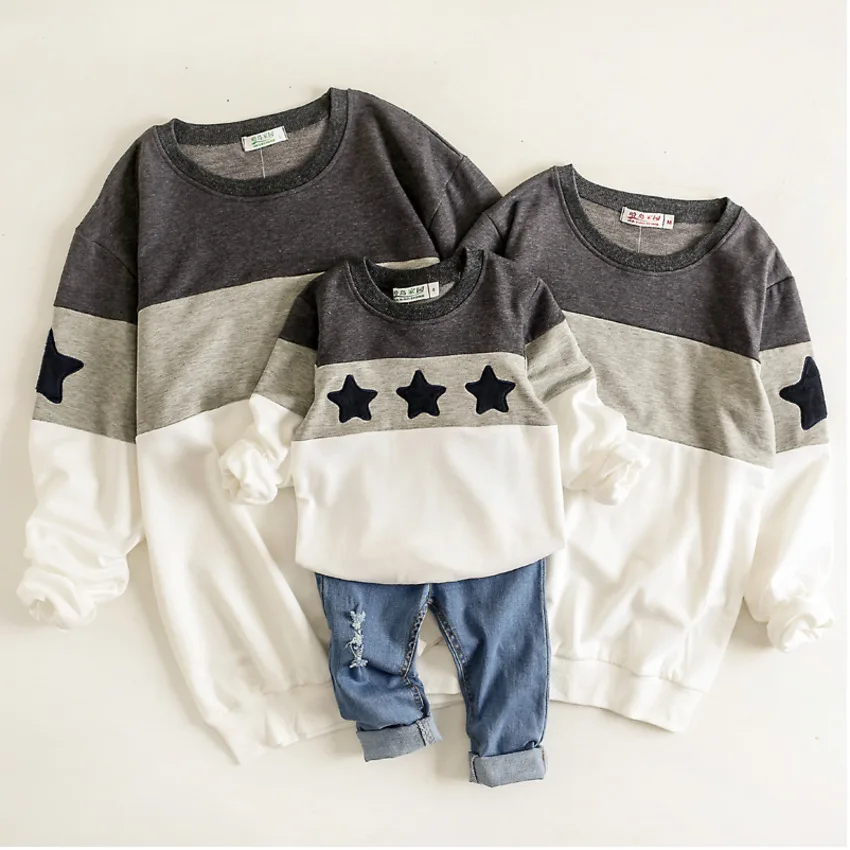 

Son and Father Clothes Mommy and Daughter Matching Clothing Shirts Mom and Daughter Dress Stars Hoodie Sweatshirt Pajamas
