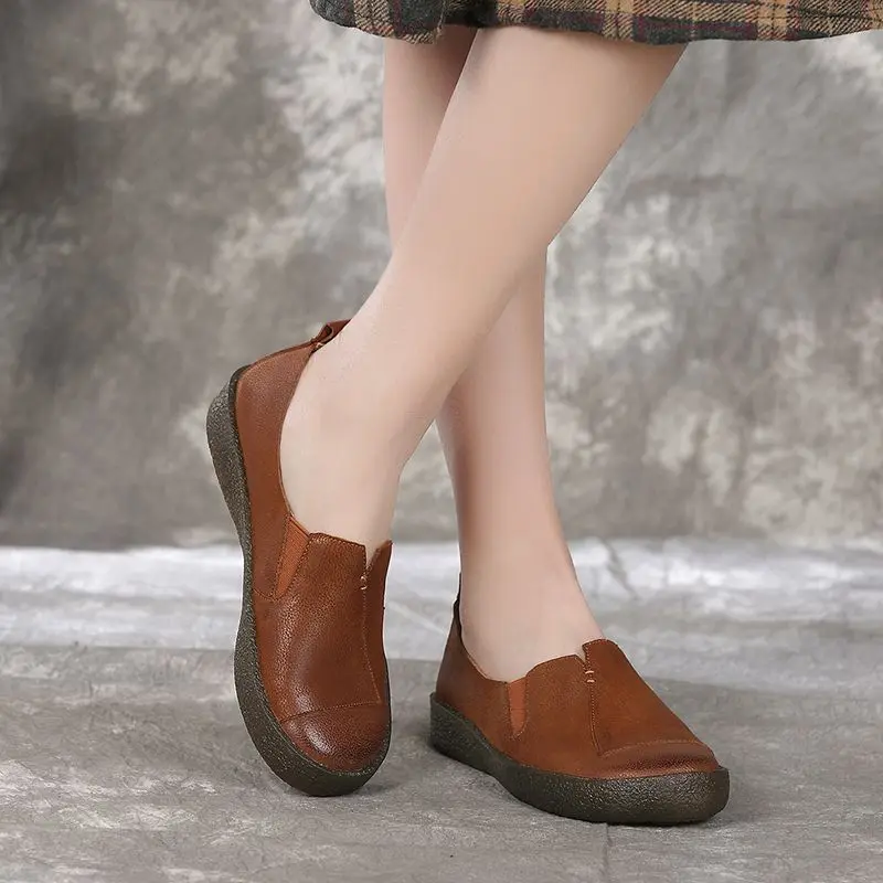 

2019 Autumn New Style WOMEN'S Shoes Tendon Flat Retro Waxing Leather Elevator Large Size Guangzhou WOMEN'S Shoes