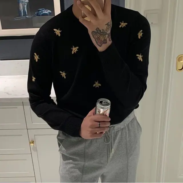 Men Knitted Pullover Black O Neck Bee Embroidery Soft Sweater Handsome Autumn Winter Casual Top Wholesale 2022 New Male Clothes black