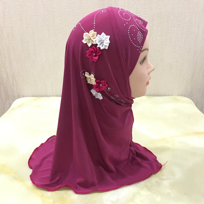 Подходит для девочек от 2 до 7 лет) мусульманский хиджаб для маленьких девочек, размер 50*48 см, хиджабы с цветами - Цвет: 9