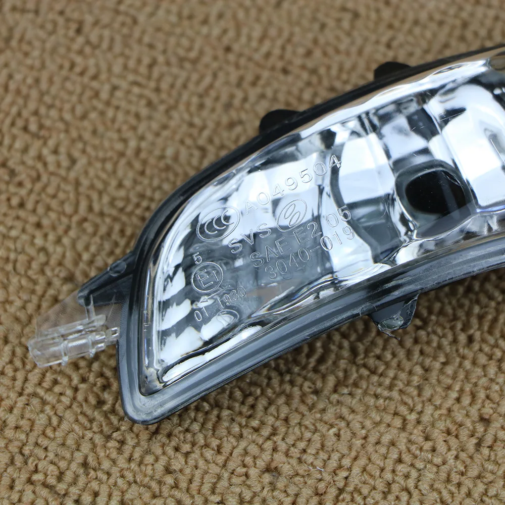 Front Left Wing Mirror Indicator Light Lamp Lens Compatible with Volvo S80 C30 C70 V40 S60 V70 S40 V50 V70
