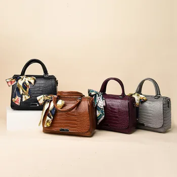 

WOMEN'S Bag New Style Western Style Crocodile Pattern Fashion Commuting Oblique Hand Textured Large Capacity Silk Scarves Bag