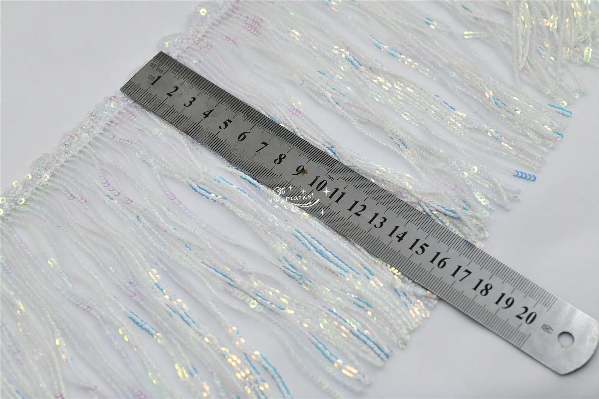 Cena Nowe 17cm laserowe cekiny pomponiki blisko wykończenia samba Latin Show decoration