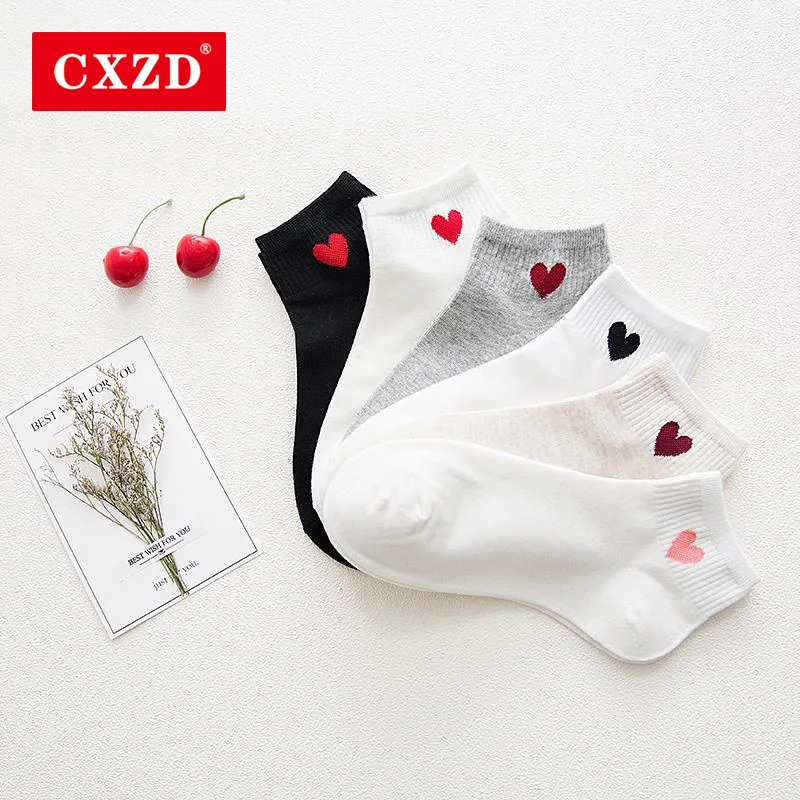 

CXZD New Kawaii Cute Socks Women Red Heart Pattern Soft Breathable Cotton Socks Ankle-High Casual Comfy Socks Fashion Style