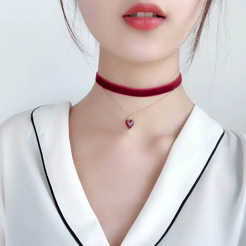 Корейская версия милого маленького ожерелье Красное сердце женский темперамент Мода дикая короткая цепочка, ожерелье ключицы цепи