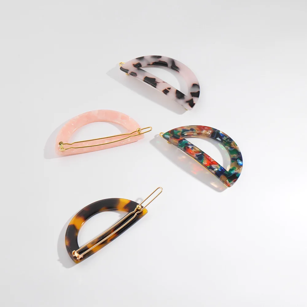 

2019 New Trendy Semicircle Colorful Acetic acid Resin Acrylic Hollow Leopard Hair Clips For Women Hair Accessories Hairpins