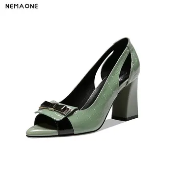 

Elegant Retro Genuie Leather Sandals for Woman Metal Decoration Thick Heels shoes Summer New Quality Party Prom Shoe Woman
