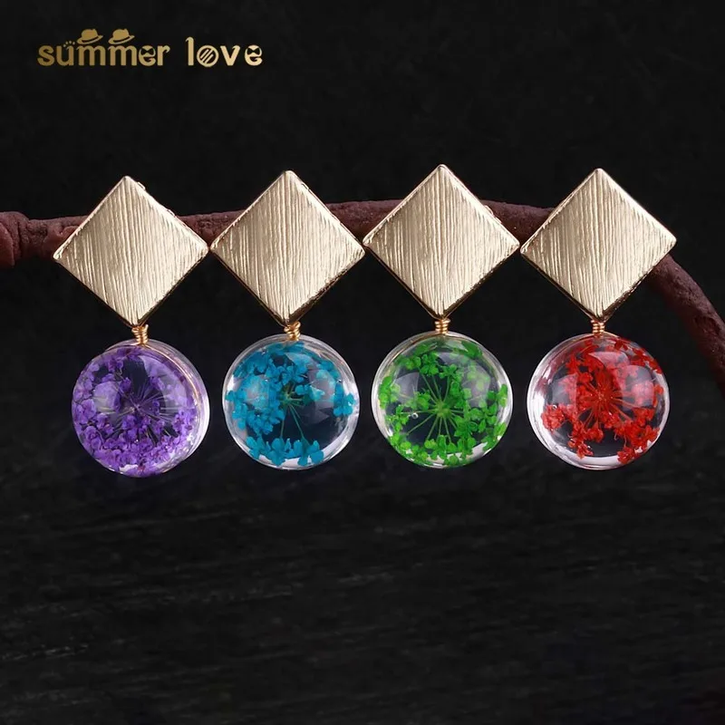 

Korean Fashion Natural Dried Flower Stud Earrings Resin Round Earrings for Women Handmade Female Creative Elegant Jewelry Gift
