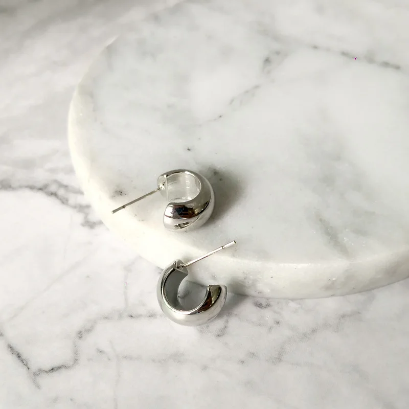 Silver Peri'sBox твердые золотые полукруглые серьги-кольца минималистичные маленькие крошечные серьги массивные широкие толстые серьги-кольца для женщин 13 мм - Окраска металла: Silver