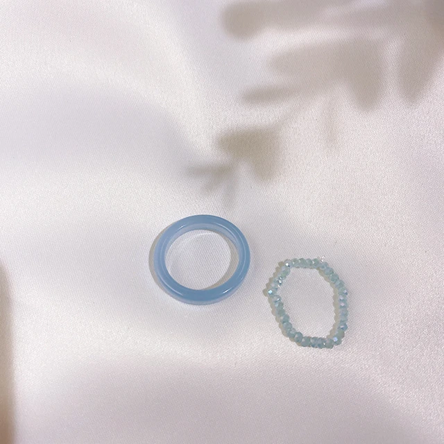 Simple Colorful Transparent Resin Acrylic Rings Set Candy Color Beads Chic Spring Rings for Women Picnic Party Jewelry Gifts blue