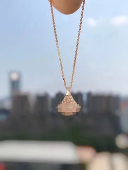 

Titanium steel classic sector stainless steel pendant rose gold clavicle chain