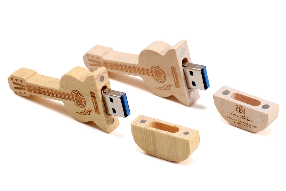 com logotipo personalizado gratuito, Memory Stick criativo,