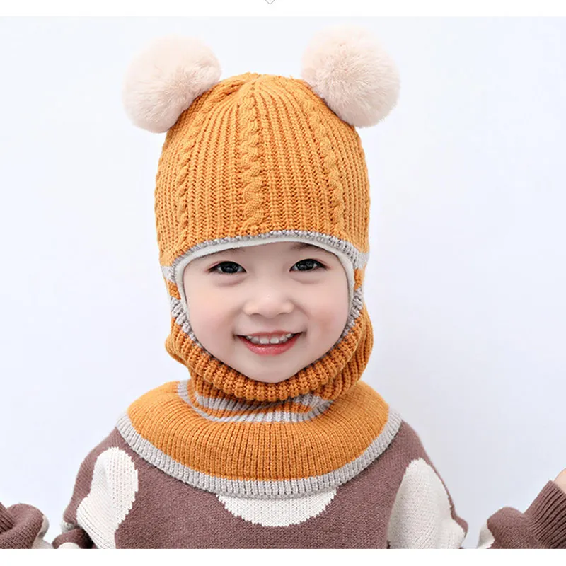 Цвет: желтый Boys Girls Pom Pom Hat Balls Baby Winter Velvet Ear Cap Kids Autumn Hooded Hat Neck Warmer Cap Thick Beanie Hats F16695CH - Цвет: Цвет: желтый