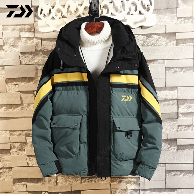 New Daiwa Fishing Jacket Men's Winter Jacket Thermal Patchwork Hooded Fishing Clothing Big Pocket Men Outdoor Clothing