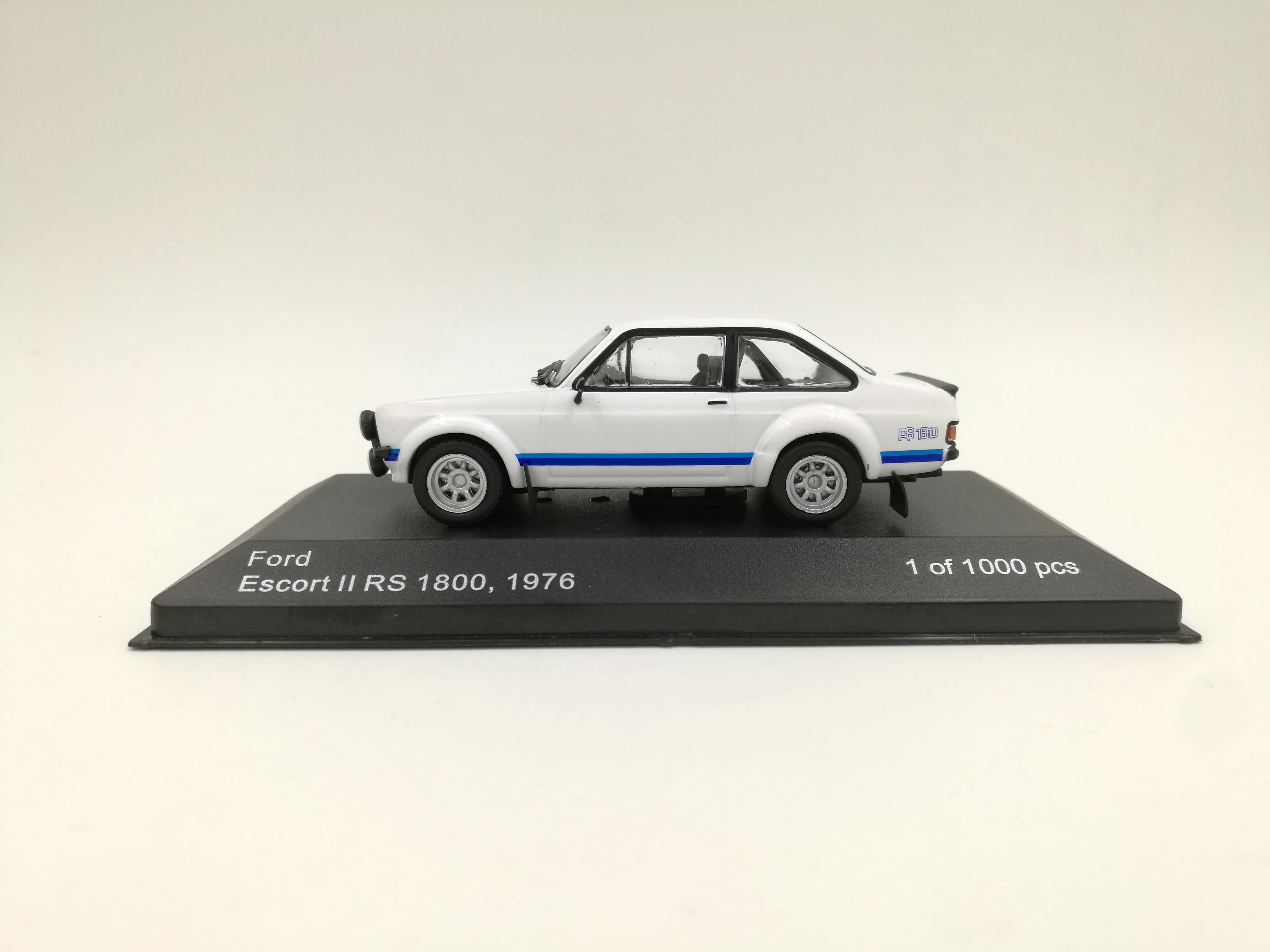Белая коробка 1:43 1976 ford Escort RS 1800 бутик сплав автомобиль игрушки для детей модель детской игрушки оригинальная коробка