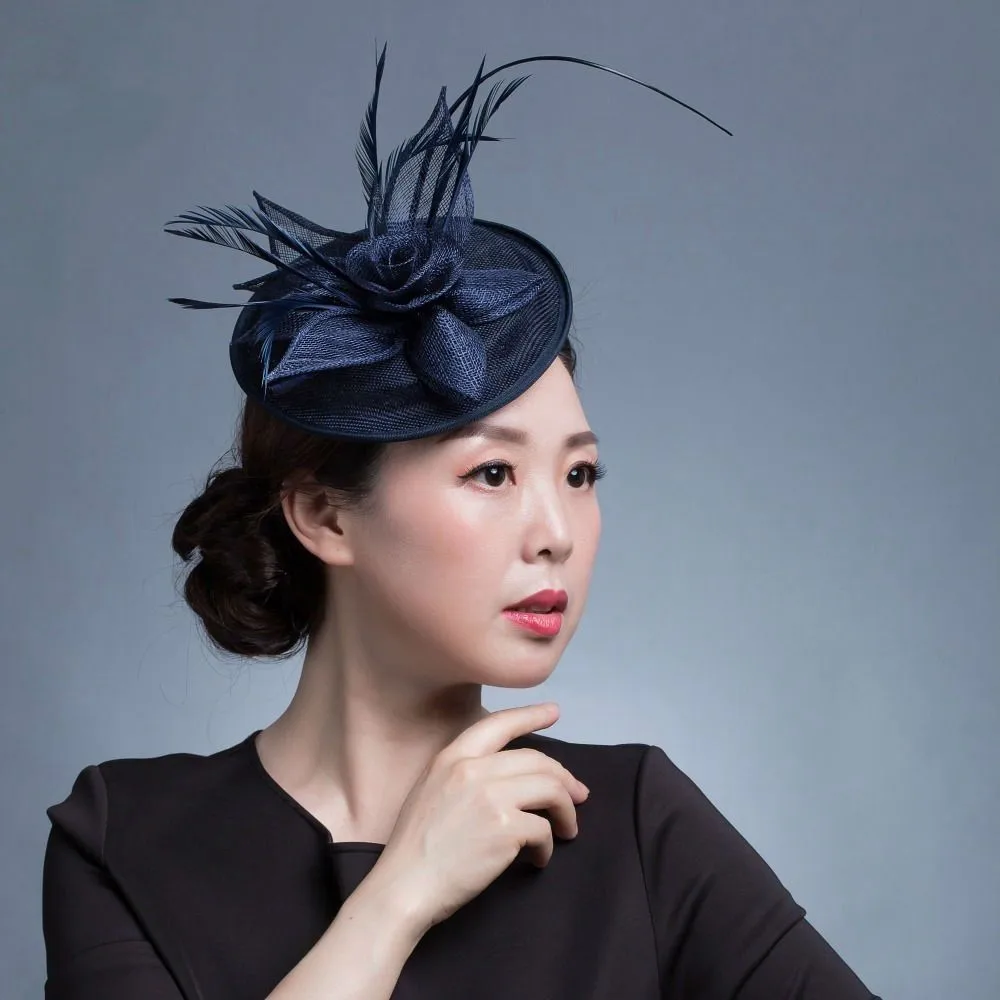 

Women Chic Fascinator Hat Cocktail Wedding Party Church Headpiece kentucky Headwear Feather Hair Accessories Sinamay Fascinators