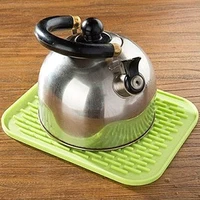 Hot ! Kitchen Silicone Heat Resistant Table Mat Non-slip Pot Pan Holder Pad Cushion Protect Table Tool  Heat Resistant Table 2