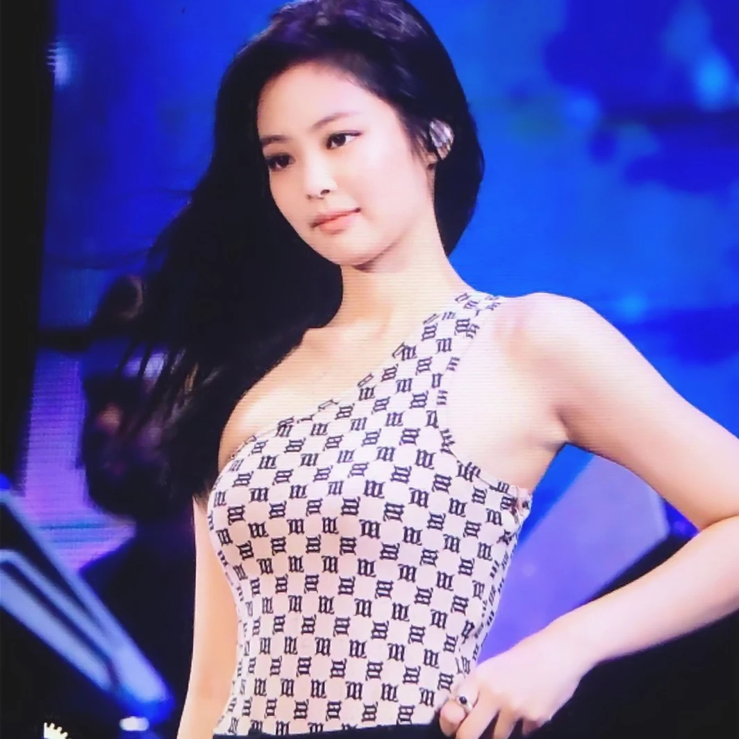 Kpop Blackpink JENNIE Летняя мода с лямкой на одно плечо по диагонали футболка Женские сексуальные колготки футболки тонкие Топы танцевальное шоу Женская Ретро-футболка