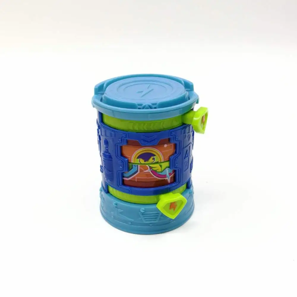1pcs Superzings Garbage Empty Trash Can Model Toy Compatible 3cm Anime Action Figures Superzings Zomlings Kids Boys Gifts